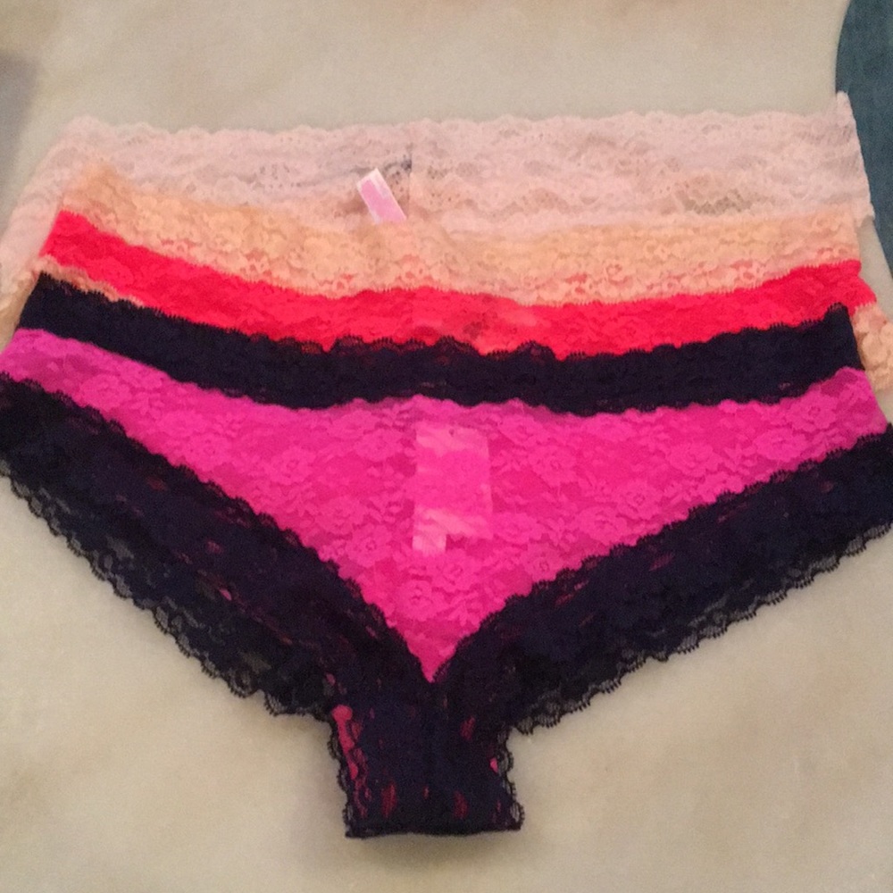 Victoria Secret New with Tags(3) Large